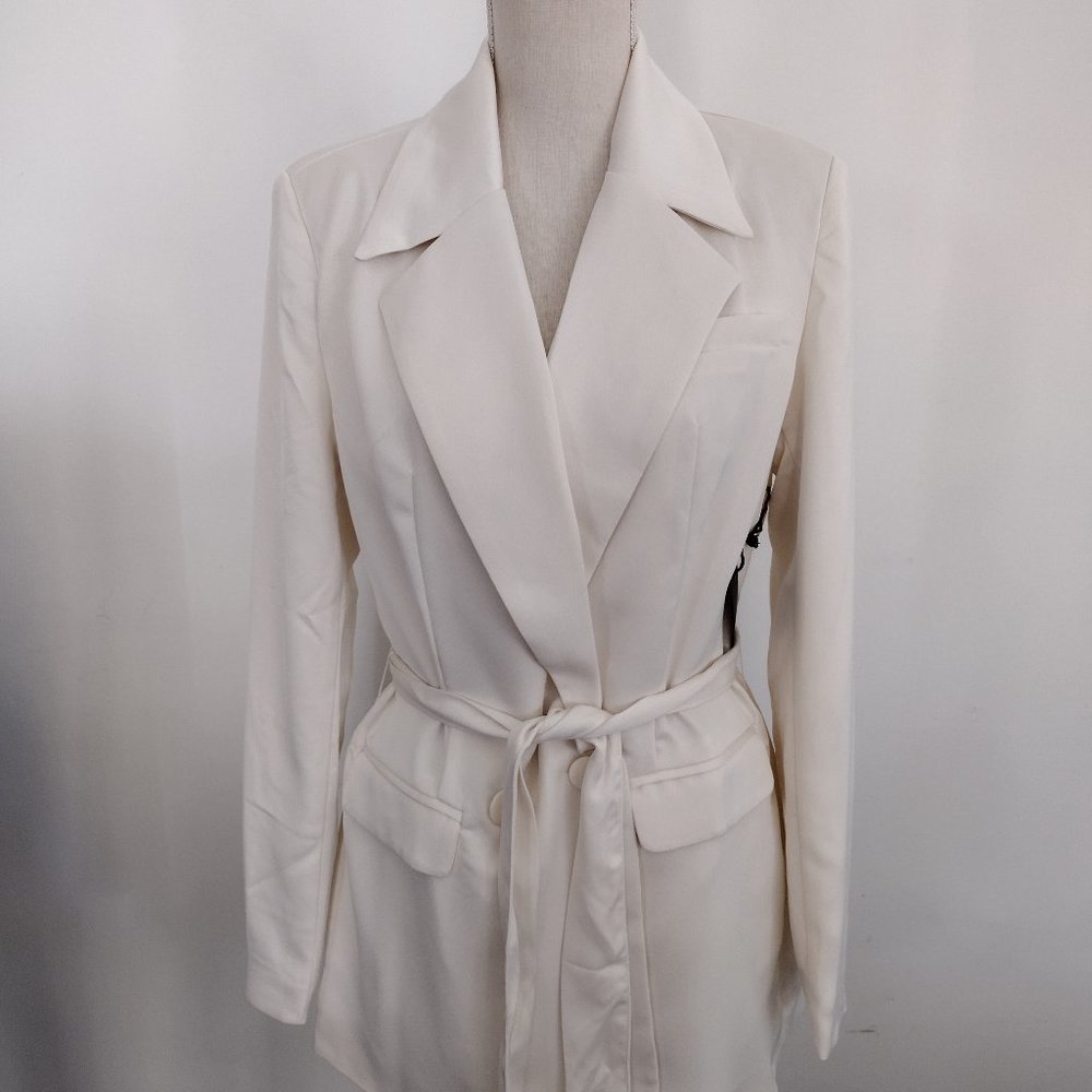 Satin Blazer Vanilla Size S NWT